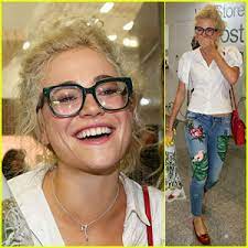 pixie lott almost cries with happiness