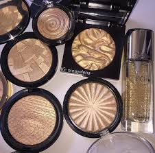 highlighter beauty and mac cosmetics