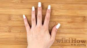 3 manières de poser des faux ongles sans colle - wikiHow