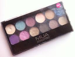 mua glamour days eyeshadow palette review