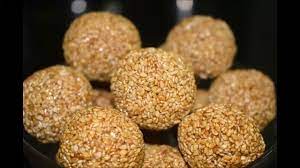 Black sesame seeds name in different indian languages (regional). Sesame Candy Balls Recipe In Malayalam à´Žà´³ à´³ à´£ à´Ÿ How To Make Ellunda Sesame Seed Balls Youtube