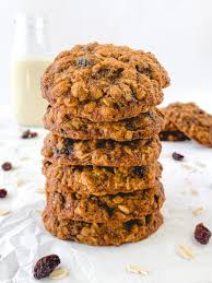 chewy vegan oatmeal raisin cookies