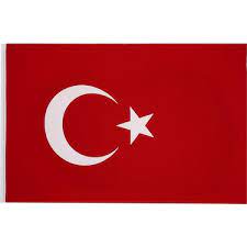 Kktc bayrağı'nda yer alan ay ve yıldız türklüğü, kırmızı renk kıbrıslı rumlarla meydana gelen çatışmalarda dökülen kıbrıslı türk kanını, beyaz renk barışı, üstteki kırmızı şerit türkiye devletini, alttaki kırmızı şerit kuzey kıbrıs türk cumhuriyeti'ni temsil ediyor. Buket Turk Bayragi 30x45 Bkt 102 Fiyati Taksit Secenekleri