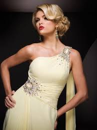 In an effort to make things easier on you, we've put together a guide for how to match the style of your prom dress to your hairstyle for the evening. Prom Hairstyles For One Shoulder Dresses Dress Hairstyles Beaded Prom Dress Evening Dresses