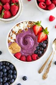 berry smoothie bowl purely kaylie