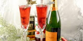You can drink champagne with every single meal or as a standalone drink. Add Some Sparkle This Christmas With Sumptuous Champagne Drinks Better Housekeeper
