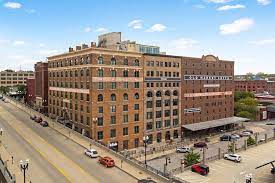 old market lofts apartments for