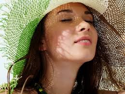 remes to get glowing skin in summer