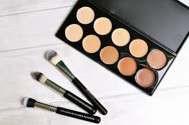 contouring with crown brush by