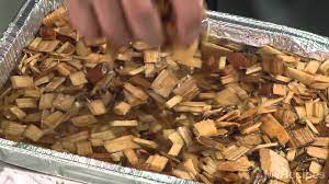 how to grill with wood chips you