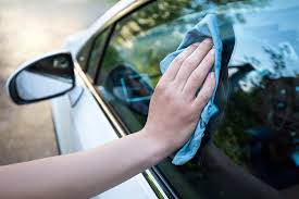 Auto Detailing Guide To Cleaning Car Glass