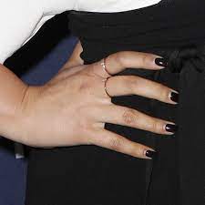 bethany mota black nails steal her style