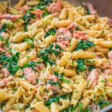 salmon pasta with spinach cooktoria