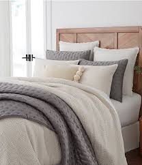 Southern Living Simplicity Collection Jana Textured Matelasse Stripe Comforter Full Queen