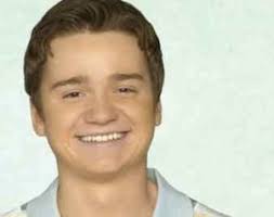 Dan Byrd has been cast opposite Ashley Tisdale in CBS&#39; Louis C.K./Spike Feresten-produced multi-camera comedy, which revolves around a group of young people ... - danb120302200146