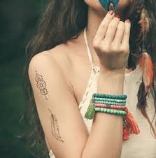 See more ideas about arm band tattoo, tattoos, armband tattoo design. Einfache Feder Tattooforaweek Klebetattoos Klebetattoos Kaufen Fake Tattoo Bestellen Tattooforaweek De Vogel Tb K12 L11 R3 K2
