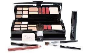 makeover essentials makeup kit