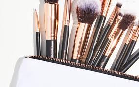 the ultimate makeup brush guide