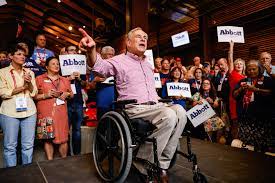 texas gov greg abbott uses a wheelchair