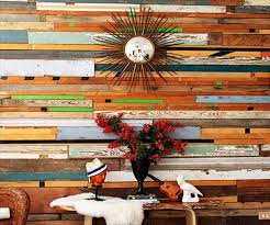 Elegant Wall Art With Wooden Pallets