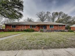 The story of these styles' evolution parallels the timeline of american history—a colony dependent on the mother. Will Someone Who Likes The 50s Please Buy This Dallas House For Sale Culturemap Dallas