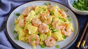 shrimp and egg stir fry 滑蛋虾仁