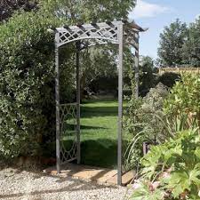 Rowlinson Wrenbury Arch One Garden