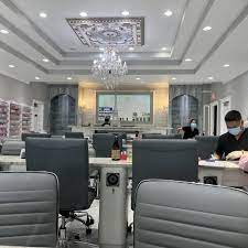 top 10 best nail salons that serve wine