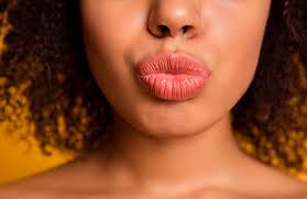 how to create a perfect plumping pout