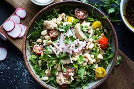 Tuna White Bean Arugula Salad gambar png