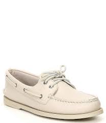 2 eye leather boat shoes