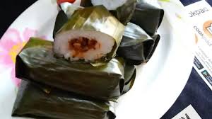 Berikut adalah resep lontong daun dari travelling chef wira hardiansyah: Lontong Isi Oncom Dimanaja Com