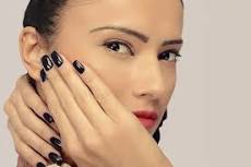 what-does-black-nail-polish-mean-on-a-girl