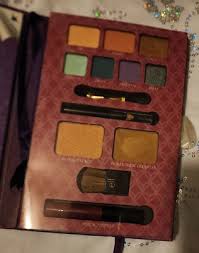 elf disney jasmine makeup palette