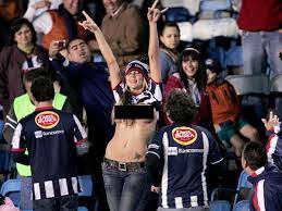 Qué pasó con la 'Güera del Tec'? Aficionada que popularizó el topless en  los estadios