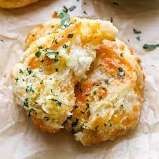 copycat cheddar bay biscuits the