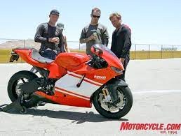 Motorcycle.com gambar png