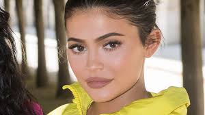 kylie jenner makeup enormous deal save