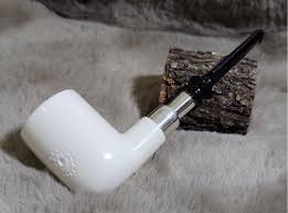 Pipes accessories colouring bowls meerschaum tampers mouthpiece (stem) pipe bags pipe stands pipes box & case. Meerschaum Spigot Billiard Pipe