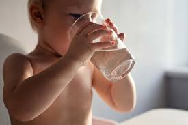 dehydration in es and young kids