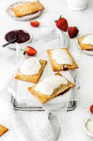 frosted strawberry pop tarts quick