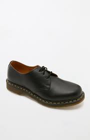 Dr martens 1461 3 eyelet the who smooth oxford leather shoes mens 11 women's 12. Dr Martens 1461 Smooth Leather Black Shoes Pacsun