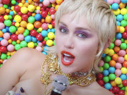 fans are re creating miley cyrus