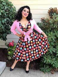 Pinup Curvy Girl Style With A Retro Twist Part 17