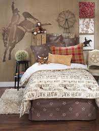 Home decoration log furniture western bedroom ideas best about. Cowboy Theme Bedrooms Create A Bedroom Western Decor Atmosphere Ideas Cowboys Football Pirate Room Farm Island Themed Crafts Red White And Blue Apppie Org