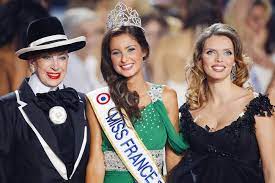 Miss France 2010 Malika Menard - Interview. Il y a dix ans, Malika Ménard devenait Miss France 2010