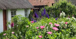 Create A Typical English Cottage Garden