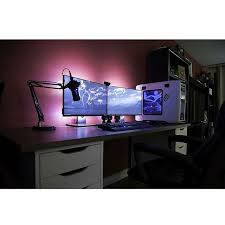 Brandon Setups And Pc Builds On Instagram Awesome Streaming Setup Found From Dream Setups I M Really A Video Game Room Gaming Room Setup Game Room Layout