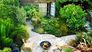 Big Style For Small Yards Design Ideas