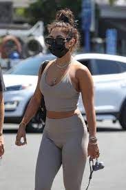 Pin by kay on vanessa hudgens | Vanessa hudgens body, Womens workout  outfits, Gym clothes women